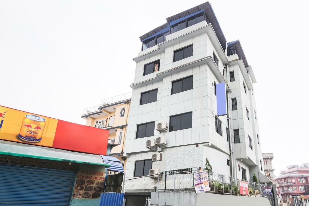 Oyo 358 Hotel Rose Star Catmandu Exterior foto
